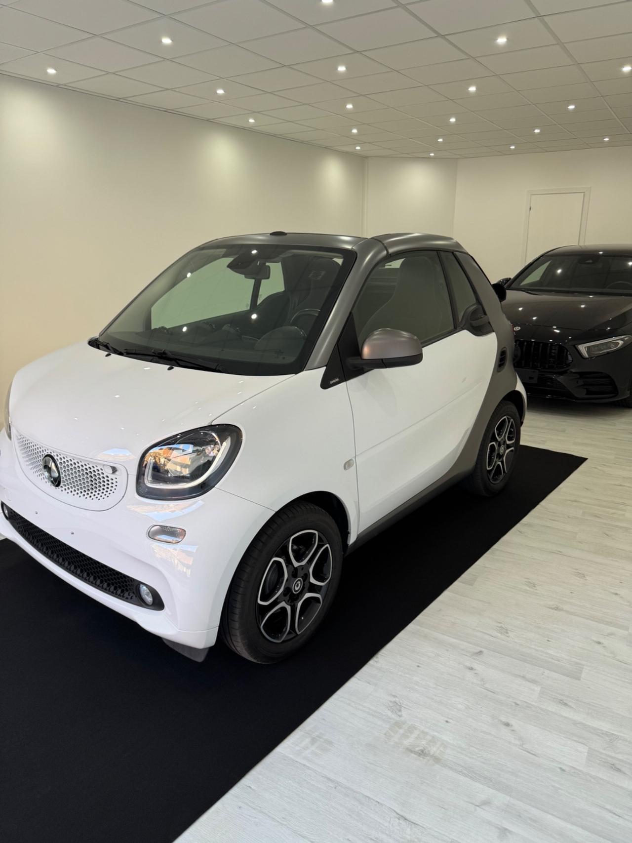 Smart ForTwo 70 1.0 twinamic cabrio Passion