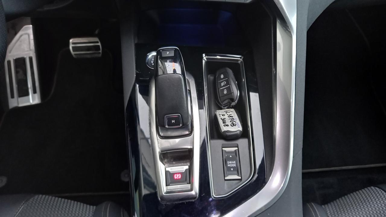 Peugeot 3008 BlueHDi 130 S&S EAT8 GT