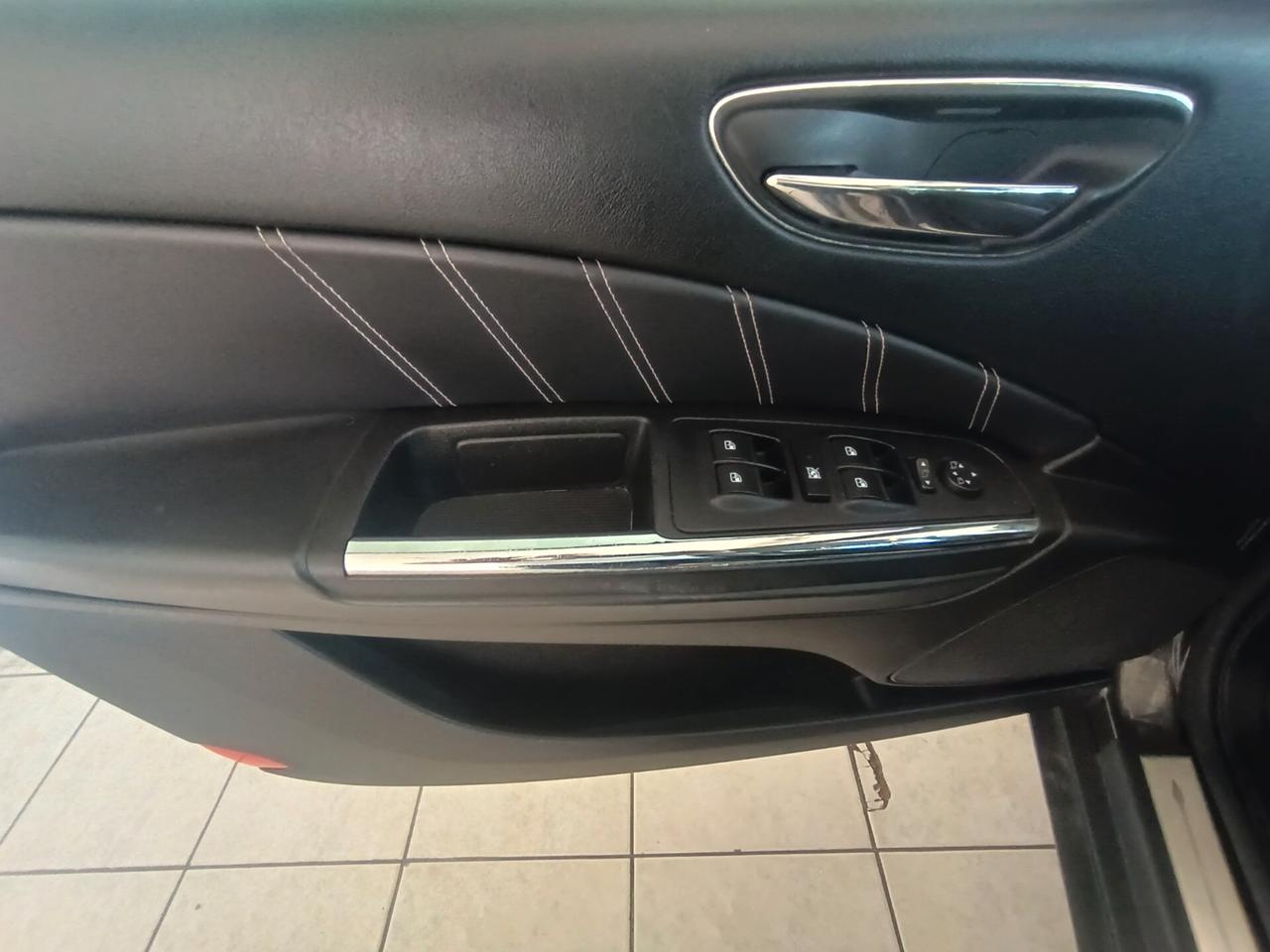 Lancia Delta 1.6 MJT DPF Platino