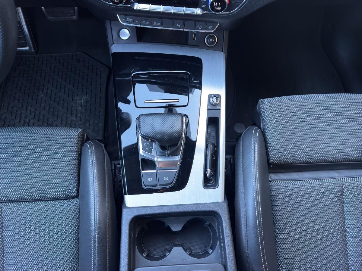 AUDI - Q5 Sportback - Q5 SPB 40 2.0 TDI 204 CVquattro S tr. S line plus TETTO