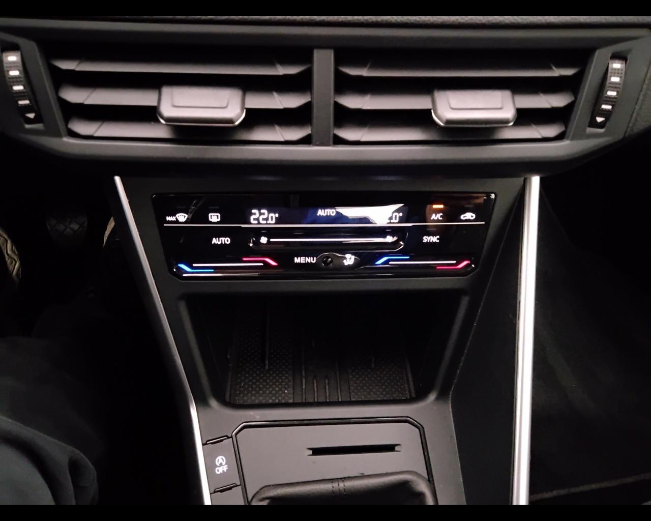 VOLKSWAGEN Taigo - Taigo 1.0 tsi Life 115cv