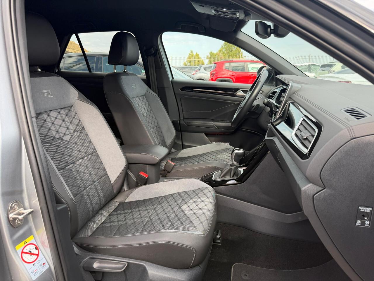 Volkswagen T-Roc 2.0 TDI SCR 150 CV DSG R-Line