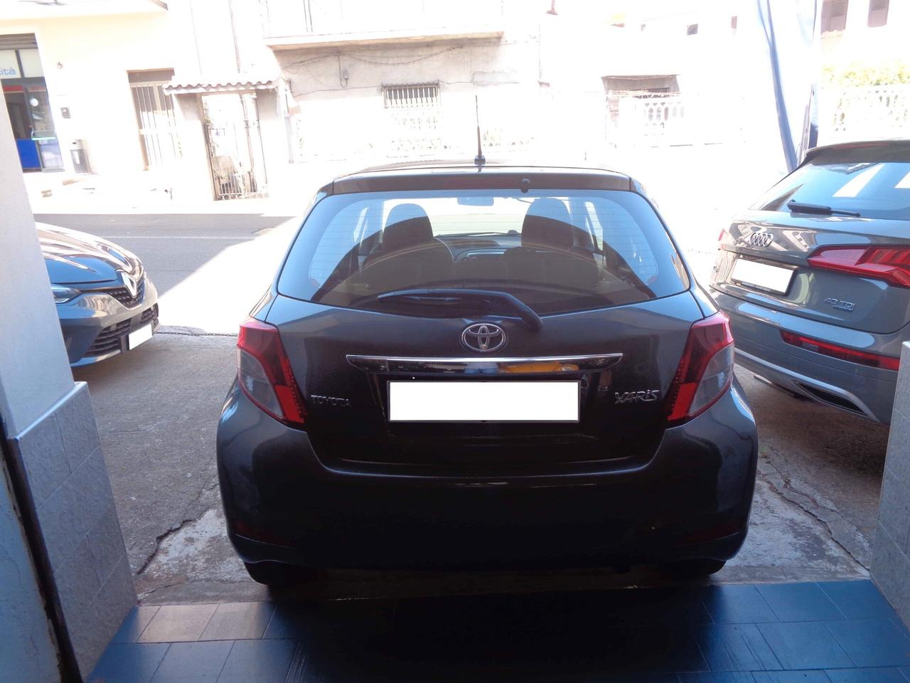 Toyota Yaris 1.4 D-4D Lounge M-MT (FINANZIABILE)