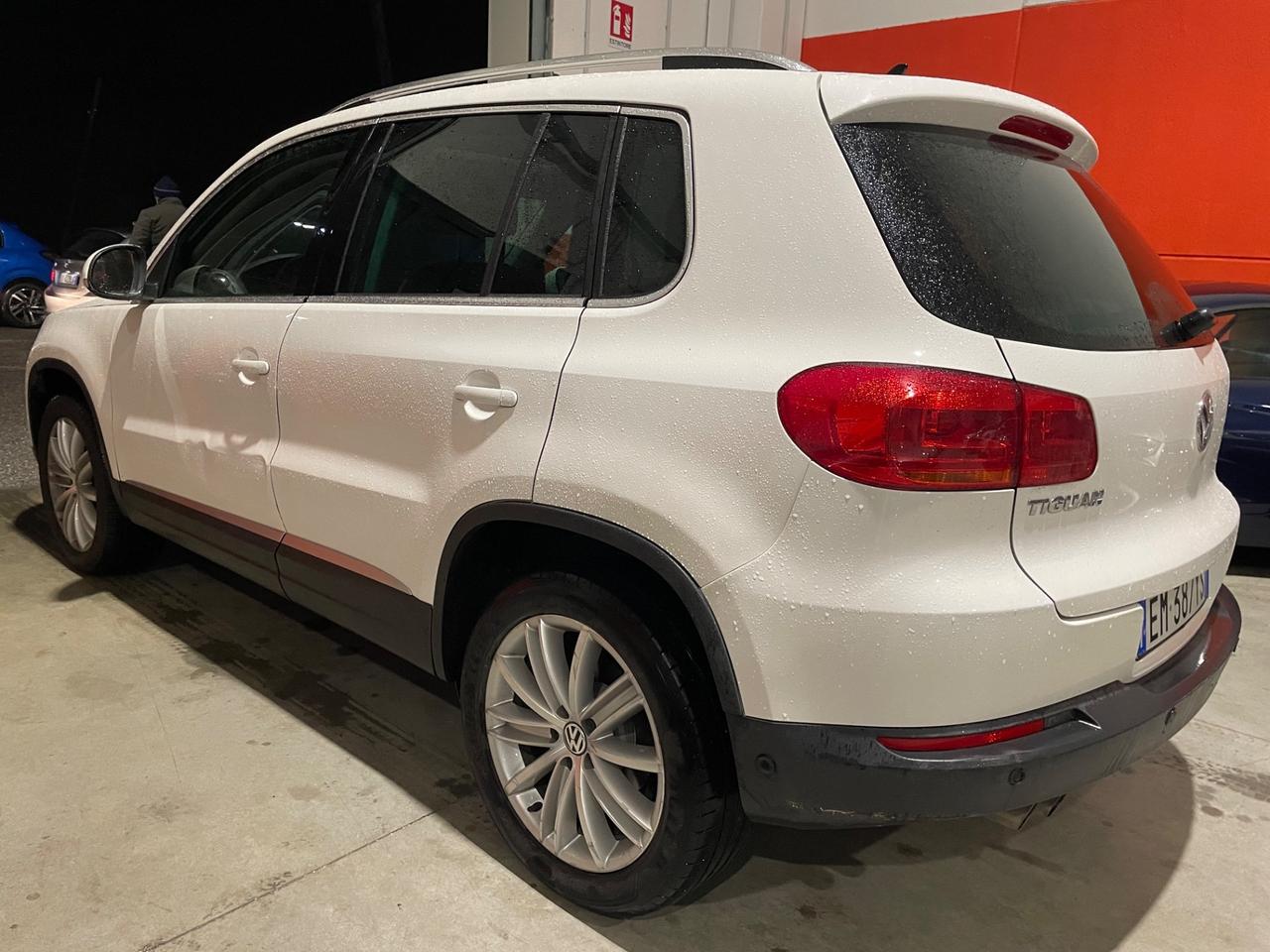 Volkswagen Tiguan 2.0 TDI 140CV 4MOTION*Automatik*Pelle*Tetto*