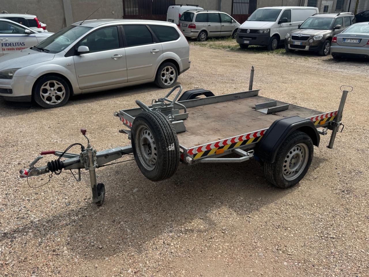 Rimorchio Humbaur 950kg Frenato per Moto