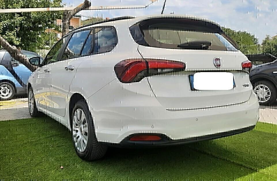 Fiat Tipo promo finanziamento euro 7990 1.3 Mjet