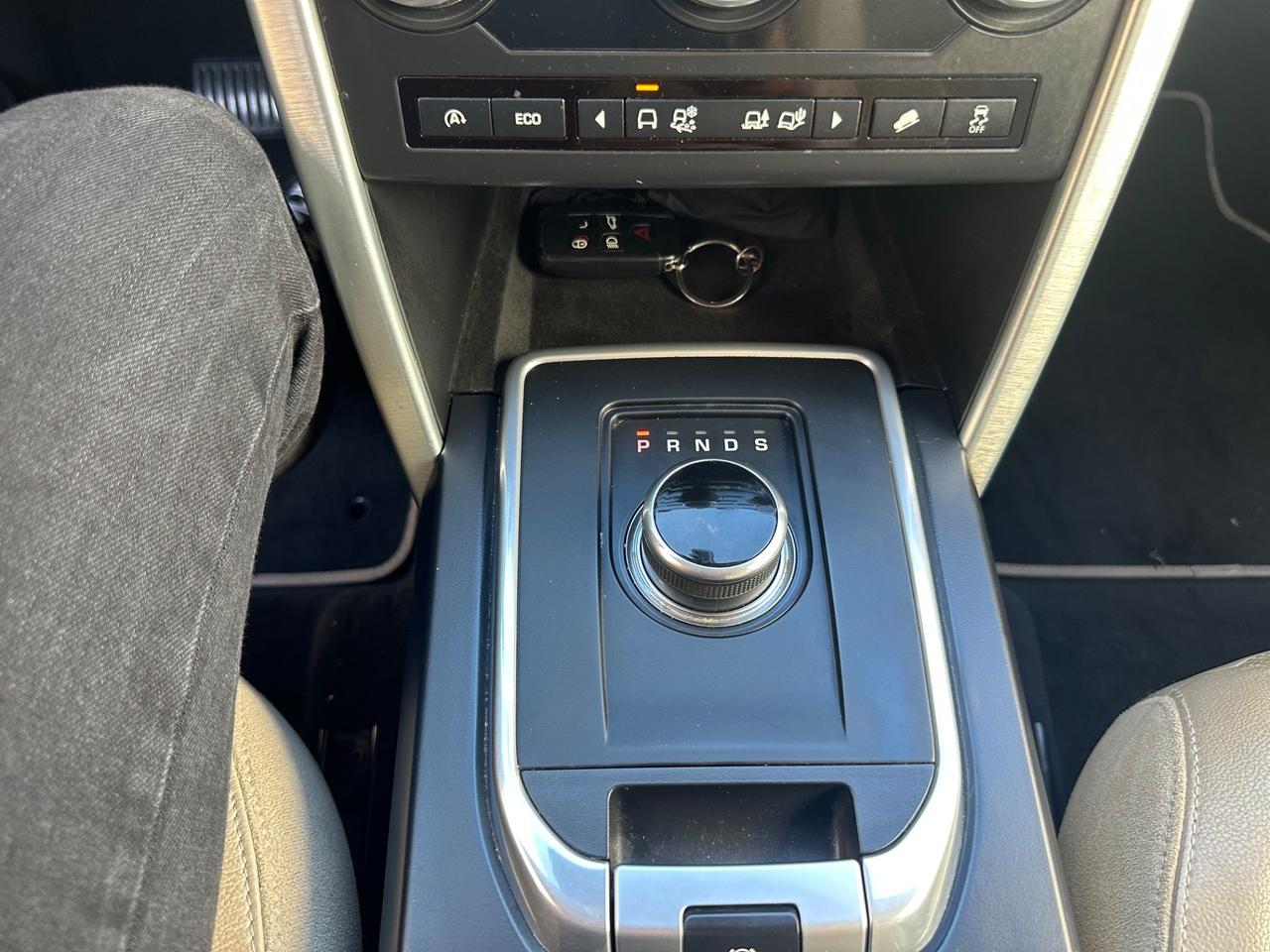 Land Rover Discovery Sport 2.0d R-Dynamic Full optional