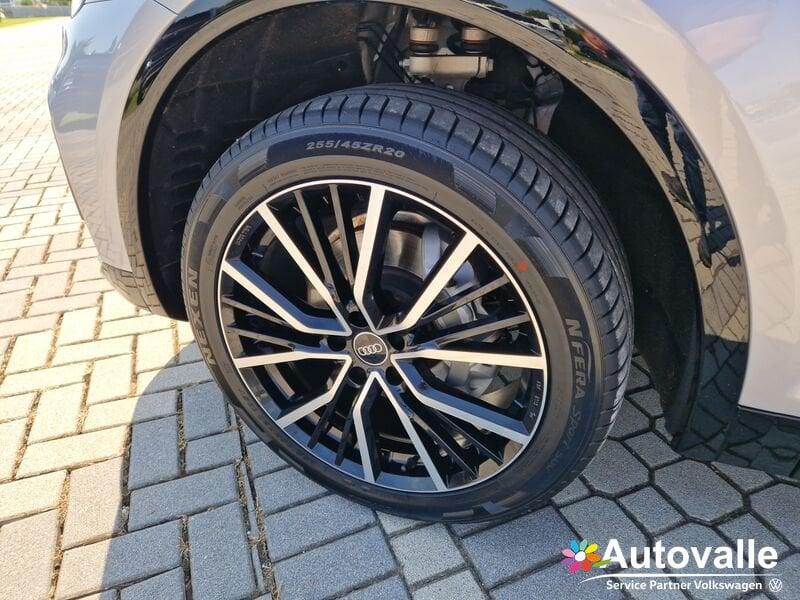 Audi Q5 40 TDI quattro S tronic Business Advanced