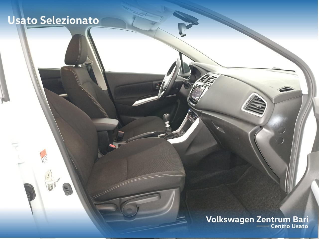 Suzuki S-Cross 1.4h easy 2wd