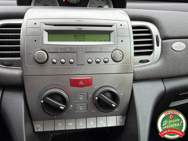 LANCIA Ypsilon 1.3 MJT 75 CV Oro Bianco