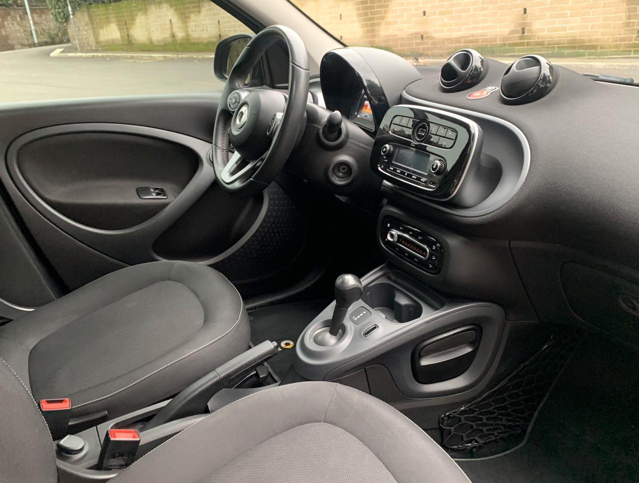 Smart ForFour 70 1.0 AUTOMATICA 12-2019 KM60100