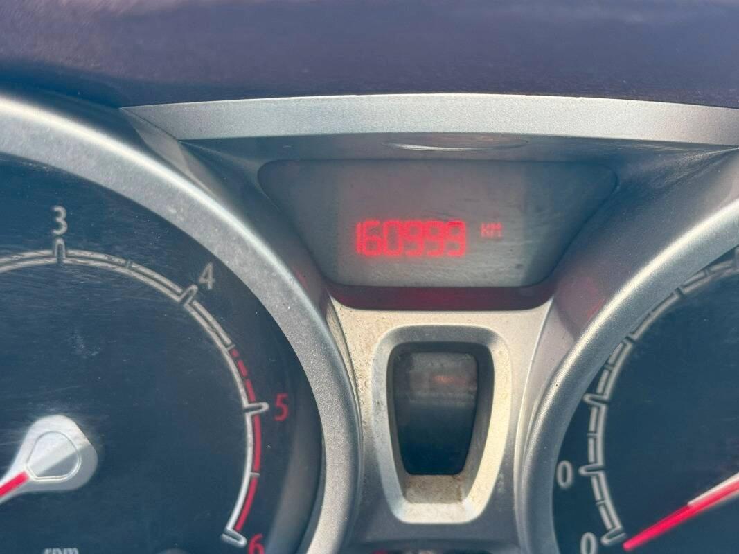 Ford Fiesta 1.6 tdci Titanium 5p FL