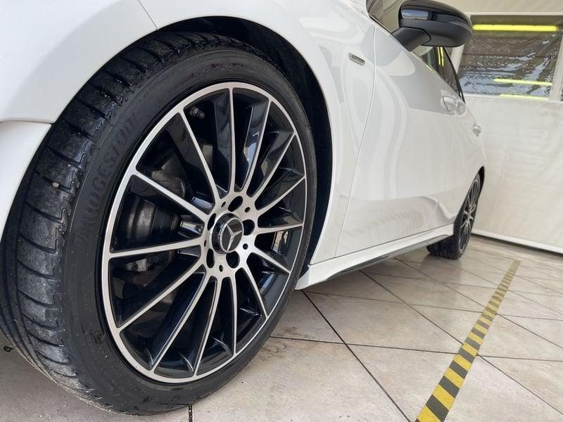 Mercedes-Benz Classe A A 180 d Automatic Premium Edition