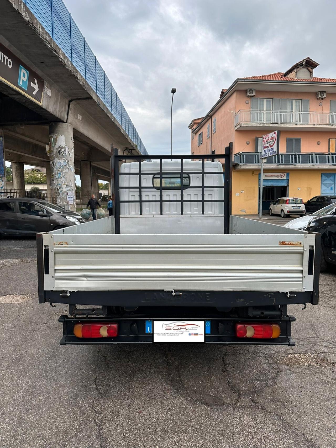 Renault Maxity Cabstar Doppia Cabina