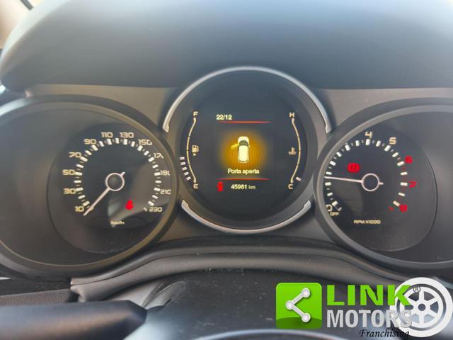 FIAT 500L 1.4 95 CV Cross