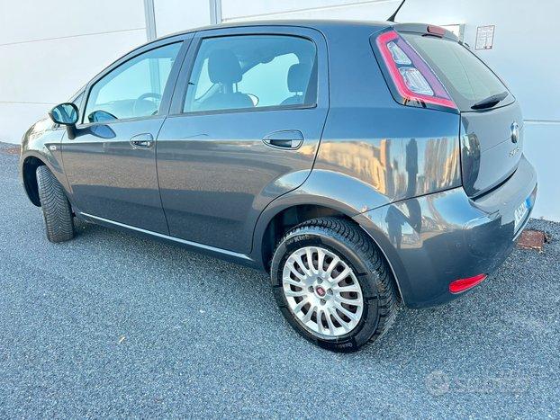 FIAT. PUNTO 1.4 N .POWER STREET 5 P METANO.
