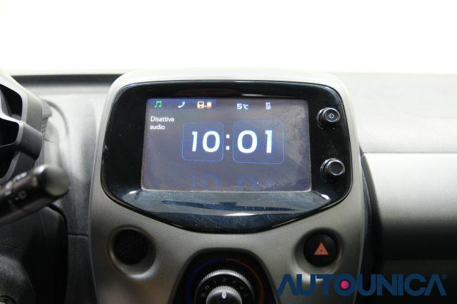 TOYOTA Aygo 1.0 VVT-I 72 CV 5 PORTE CONNECT NEOPATENTATI