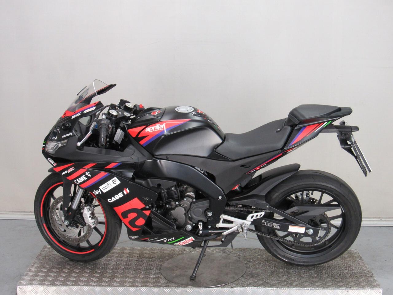 Aprilia RS 125 ABS 11 KW PATENTE A1/B