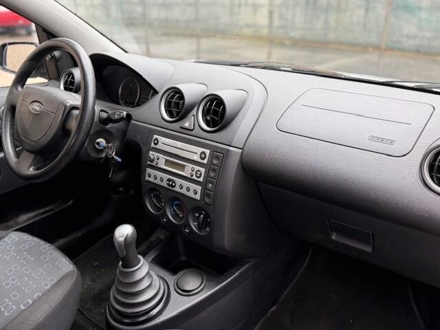 Ford Fiesta 1.2 16V 5p. Ambiente Euro 4 adatta a neopatentati