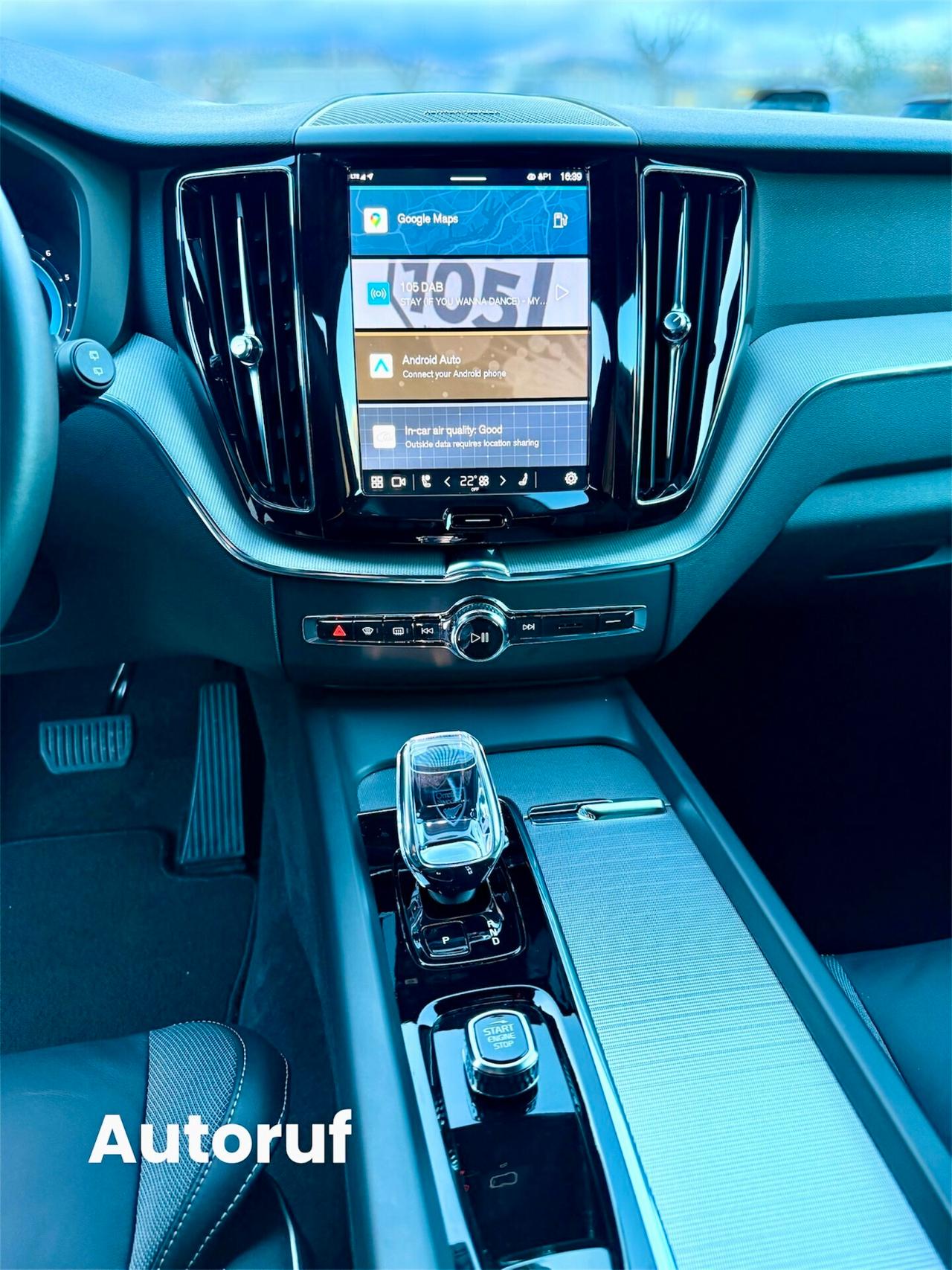 Volvo XC60 B5 Plus Dark 250cv AWD Garanzia Estesa