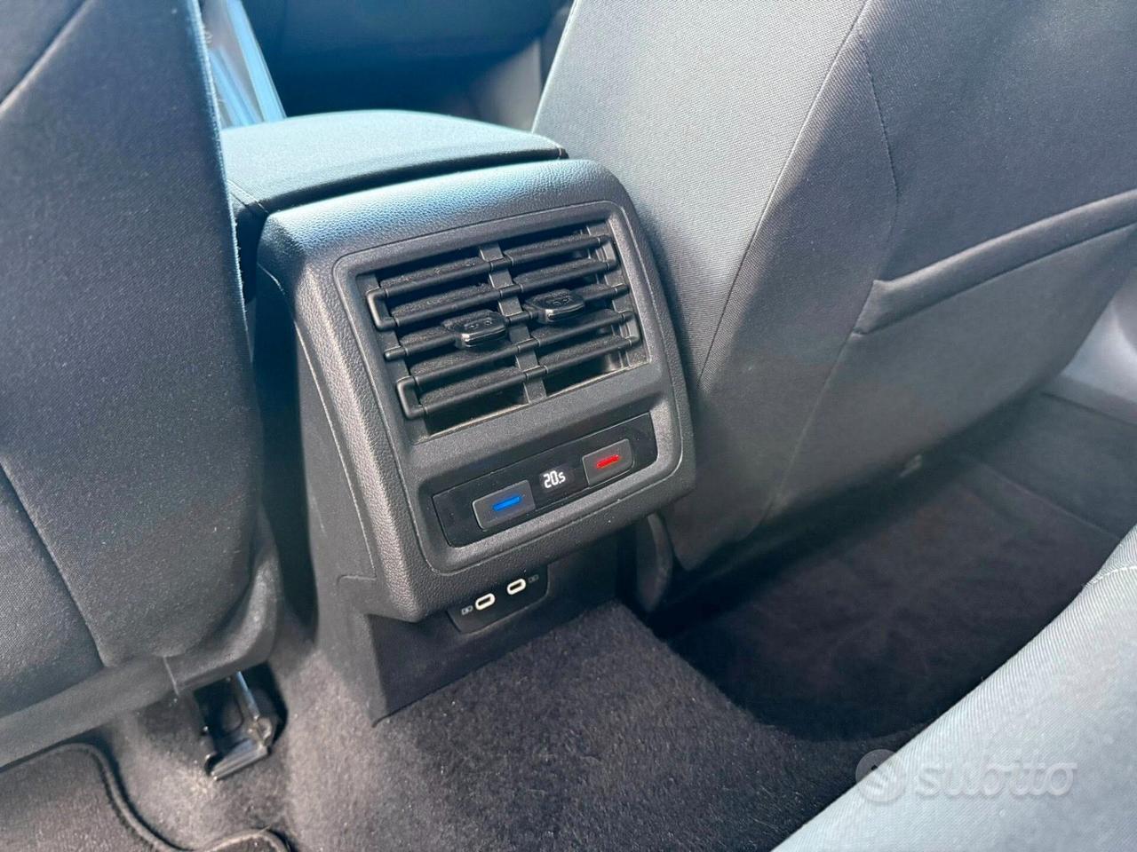 Volkswagen Golf 2.0 TDI 116cv -DSG- LIFE