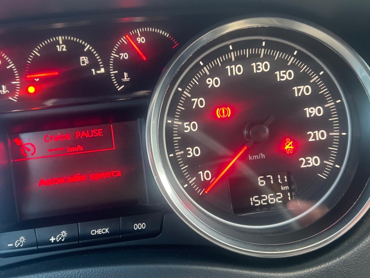 Peugeot 508 1.6 HDi 115CV SW Access