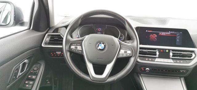 BMW 320 d Touring mhev 48V xdrive Business Advantage auto