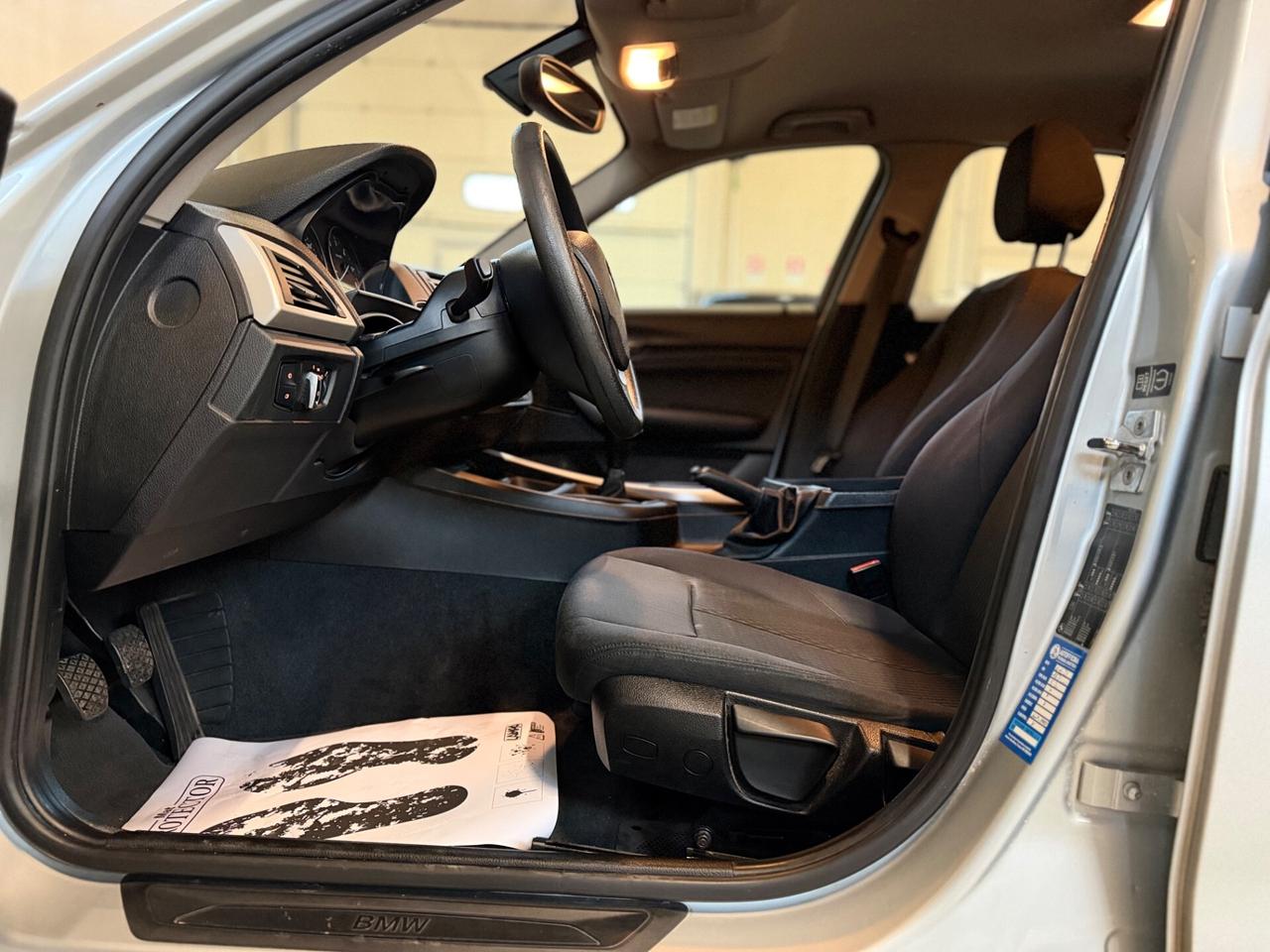 Bmw 116 116d 5p. Efficient Dynamics Urban NEOPATENTATI