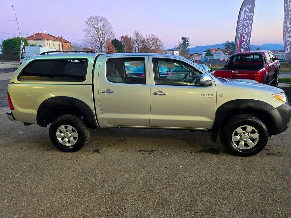 Toyota Hilux 3.0 D-4D 171CV IN PERFEZIONE TOTALE!