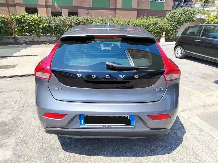 Volvo V40 D2 Geartronic Kinetic