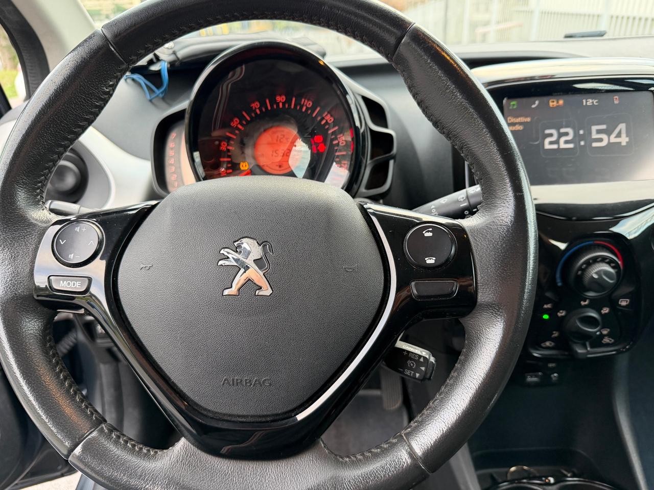 Peugeot 108 VTi 68 5 porte Allure TOP!