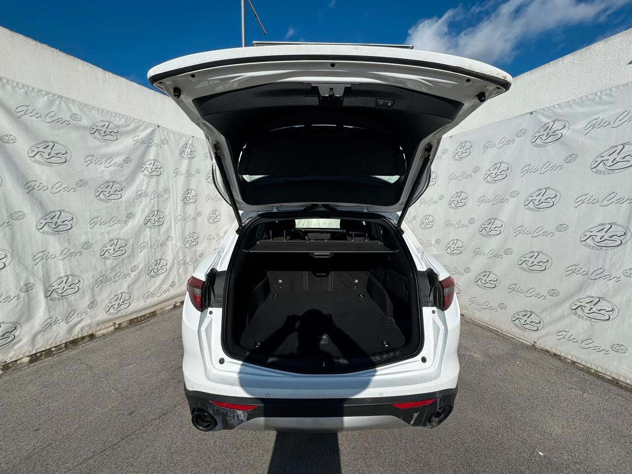 Alfa Romeo Stelvio 2.2 Turbodiesel 190 CV AT8 RWD Business