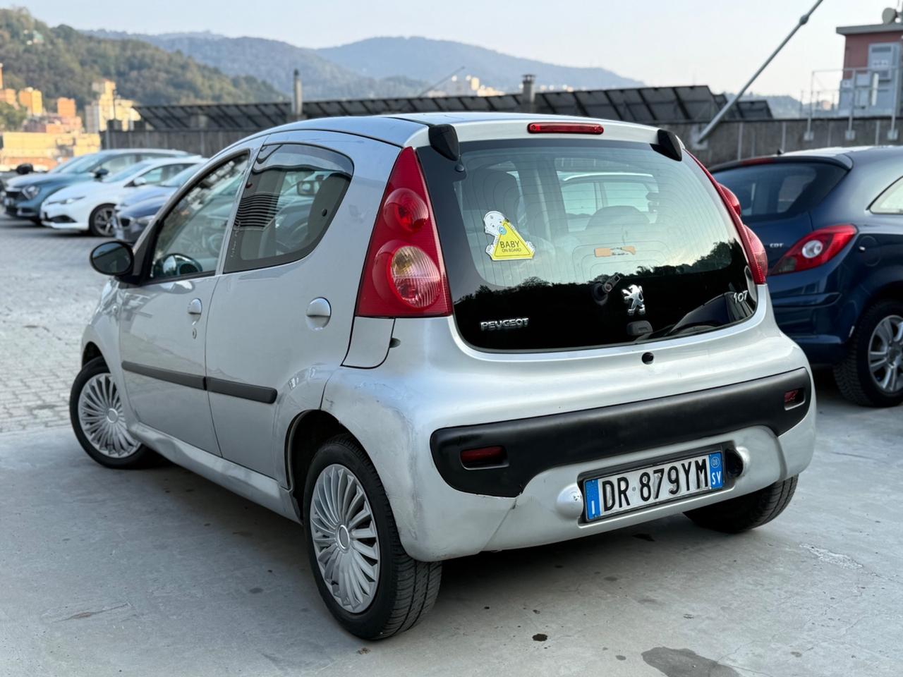 Peugeot 107 1.0benz PRONTA IN CONSEGNA