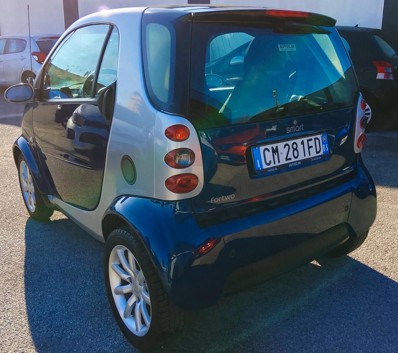 Smart ForTwo 700 coupé passion (45 kW)