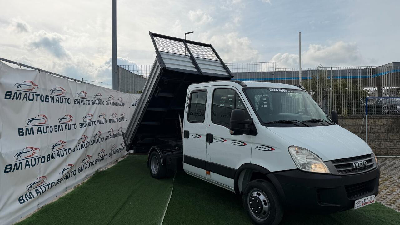Iveco Daily 35C15 DOPPIA CABINA 7 POSTI 3.0 150 CV RIBALTABILE CASSONE 3,02 X 2,04