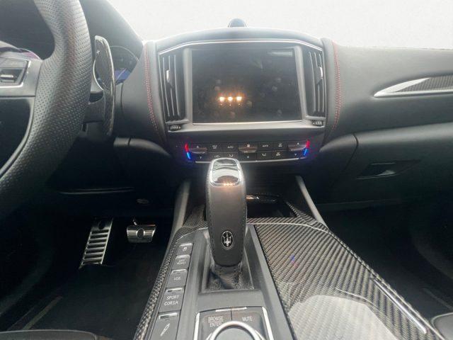MASERATI Levante V8 580 CV AWD Trofeo