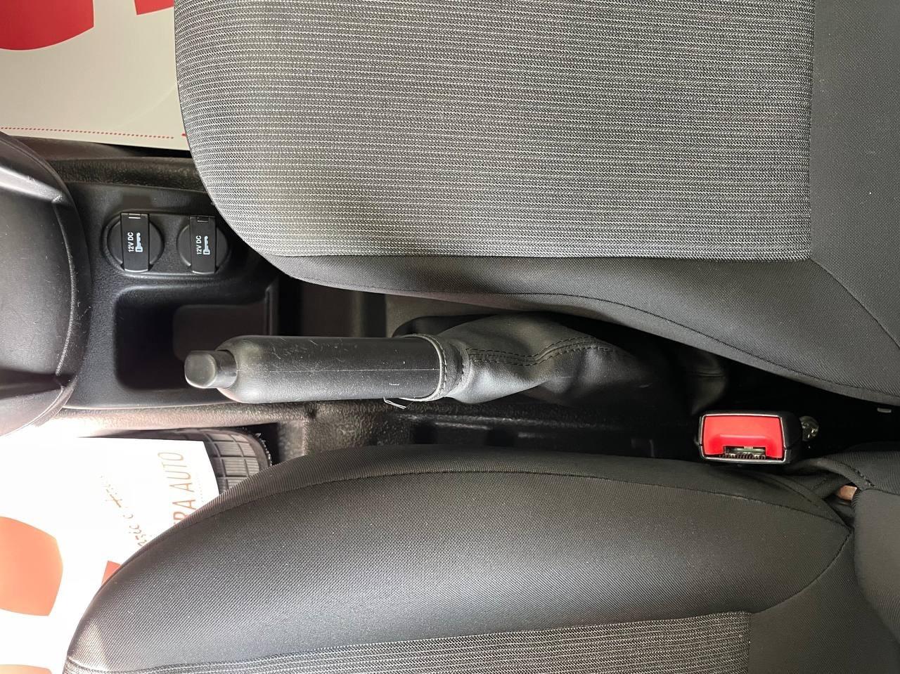 Fiat Doblo 1.6 MJT | 105 CV - 3 POSTI