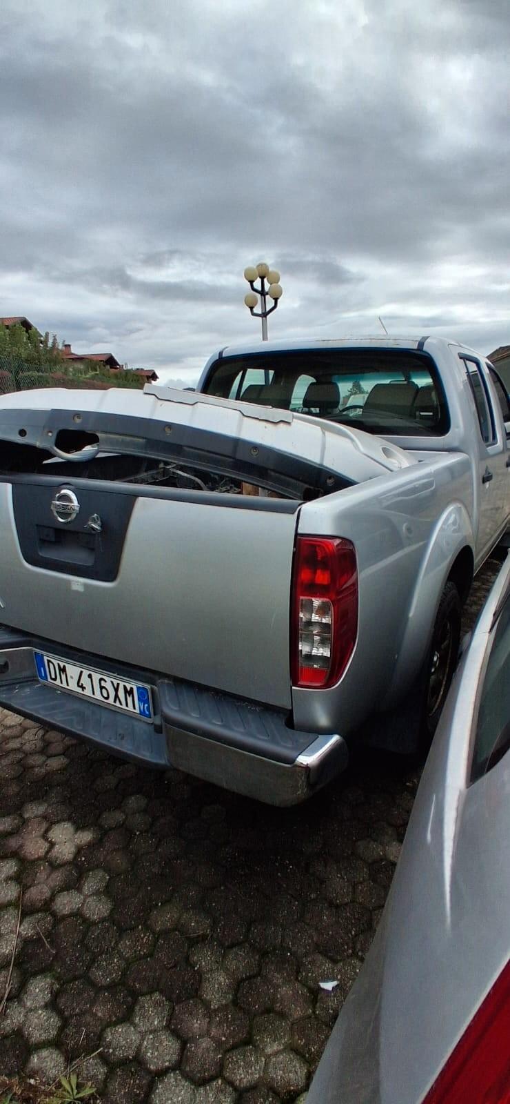 Nissan Navara 2.5 dCi 4 porte Double Cab XE
