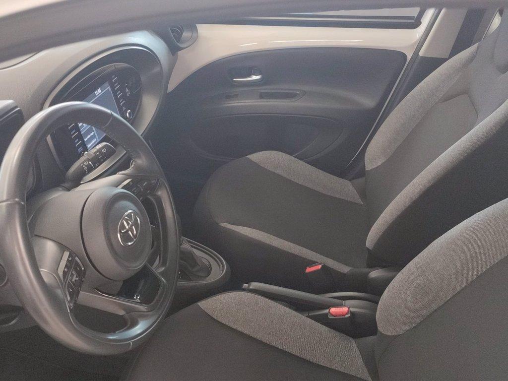 TOYOTA Aygo x 1.0 active 72cv s-cvt del 2022
