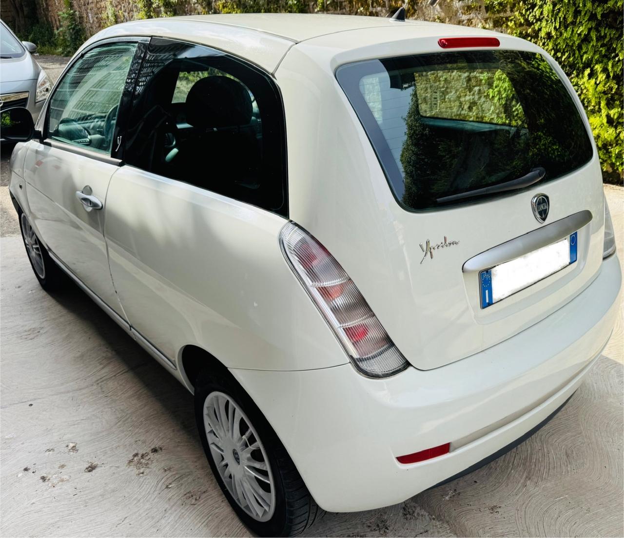 Lancia Ypsilon 1.2 Versus