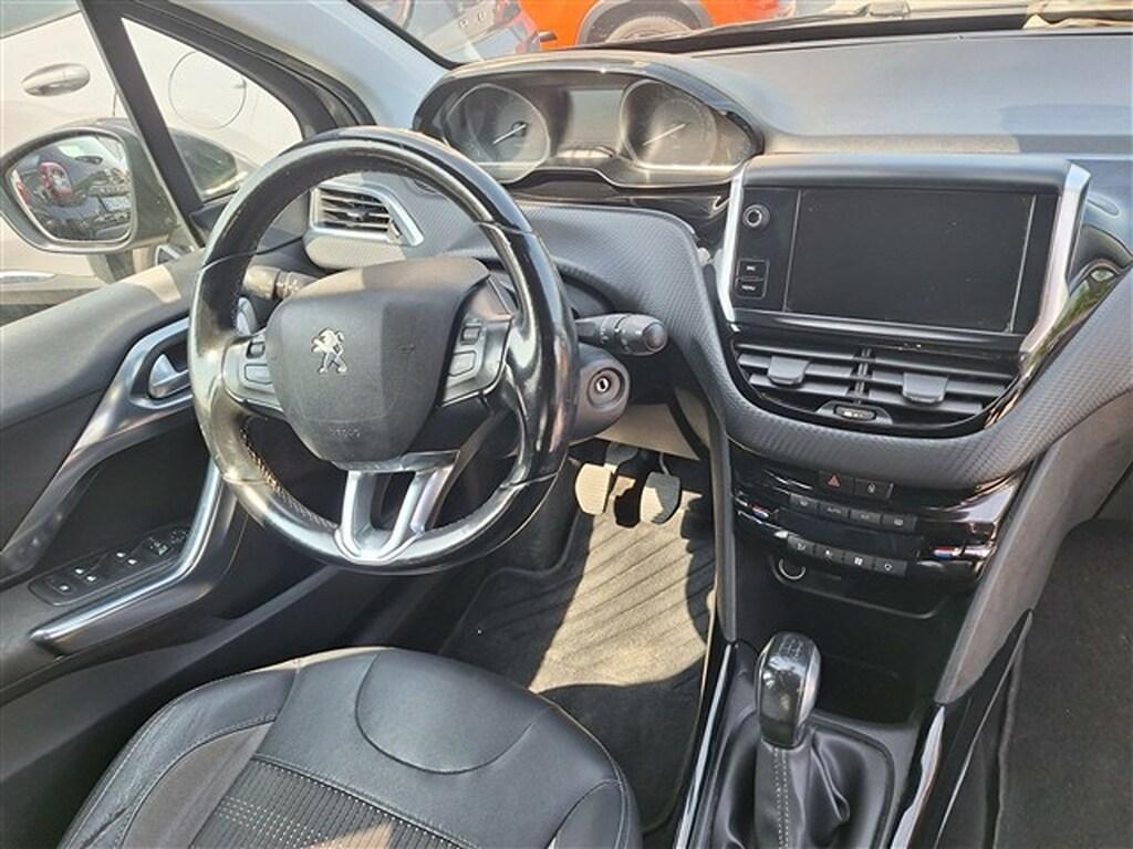 Peugeot 2008 1.2 PureTech Allure
