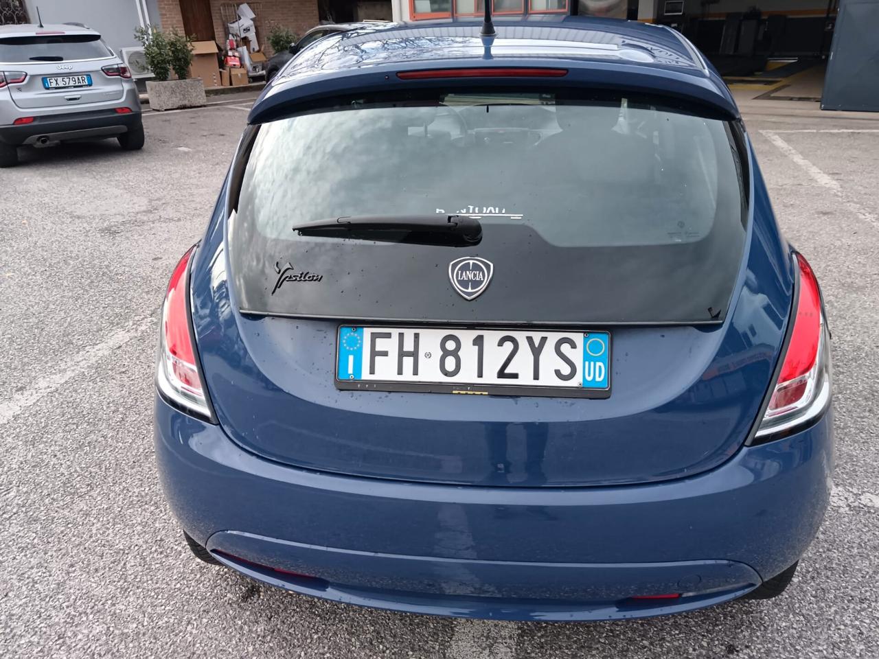 Lancia Ypsilon 1.2 69 CV 5 porte Mya