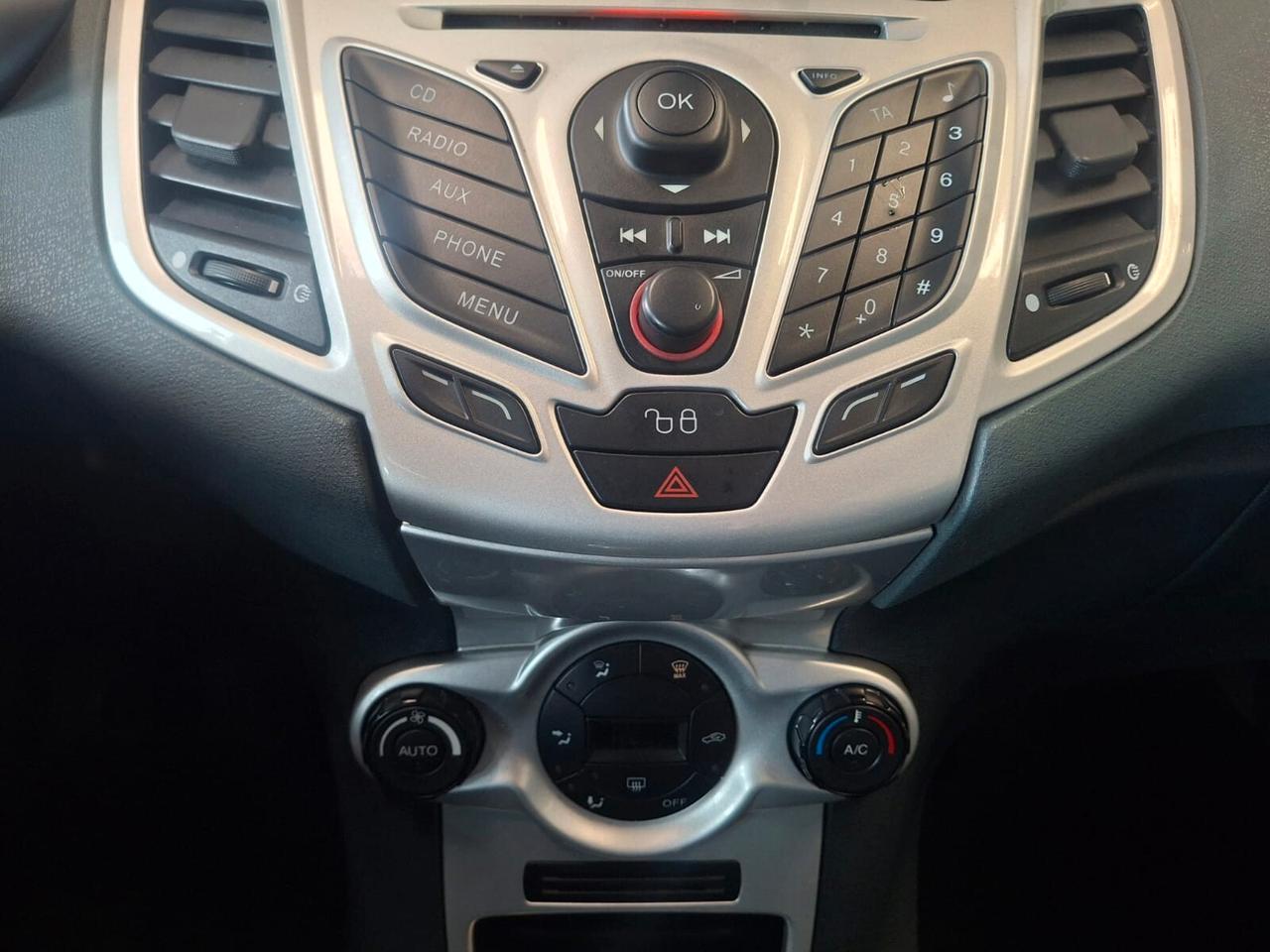 Ford Fiesta 3p 1.2 16v *NEOPATENTATI