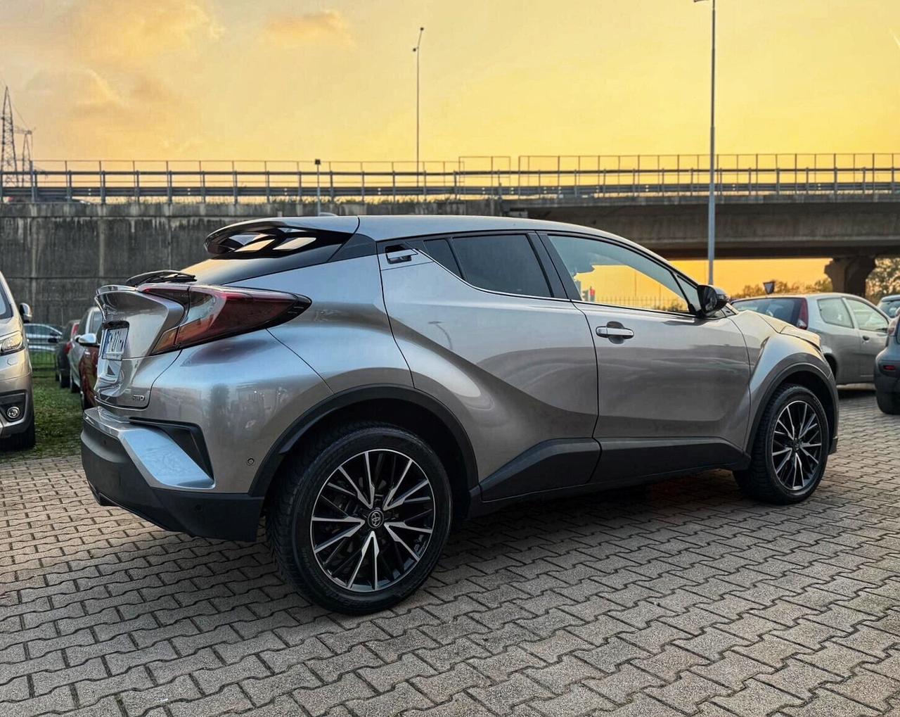 Toyota C-HR 1.2 Turbo CVT 4WD Lounge