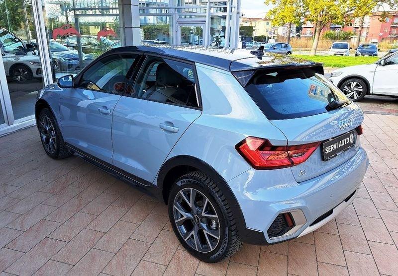 Audi A1 citycarver 30 TFSI S tronic Admired