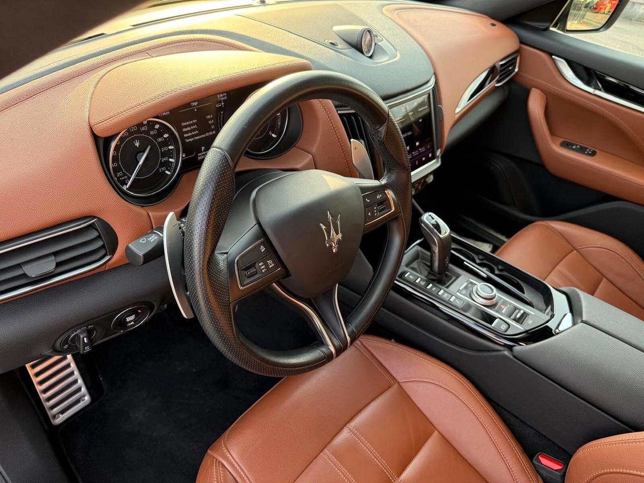 Maserati Levante GRANSPORT ESCLUSIVA AFFARE