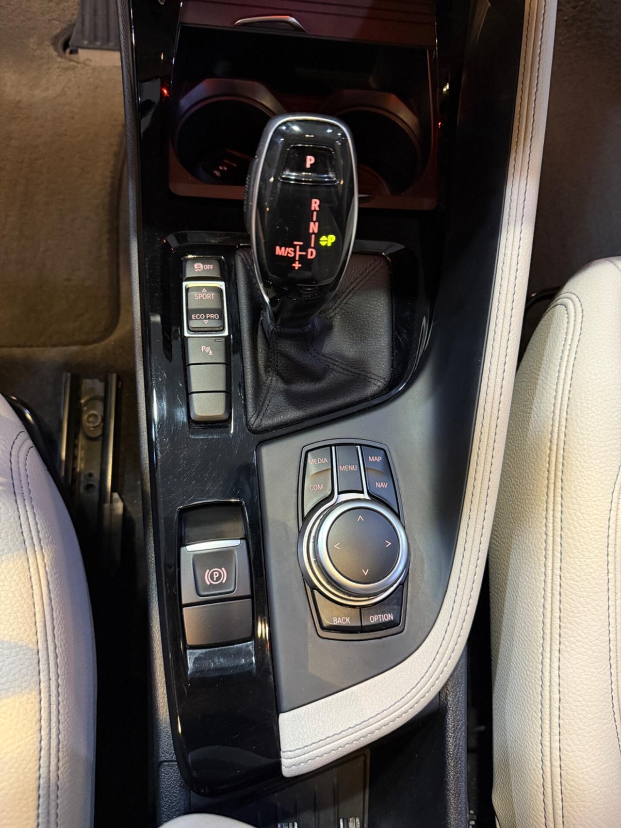 Bmw X1 sdrive18d xLine auto 2018 !!!