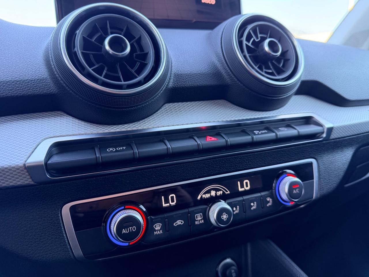 Audi Q2 30 TDI S tronic 116cv uni proprietà