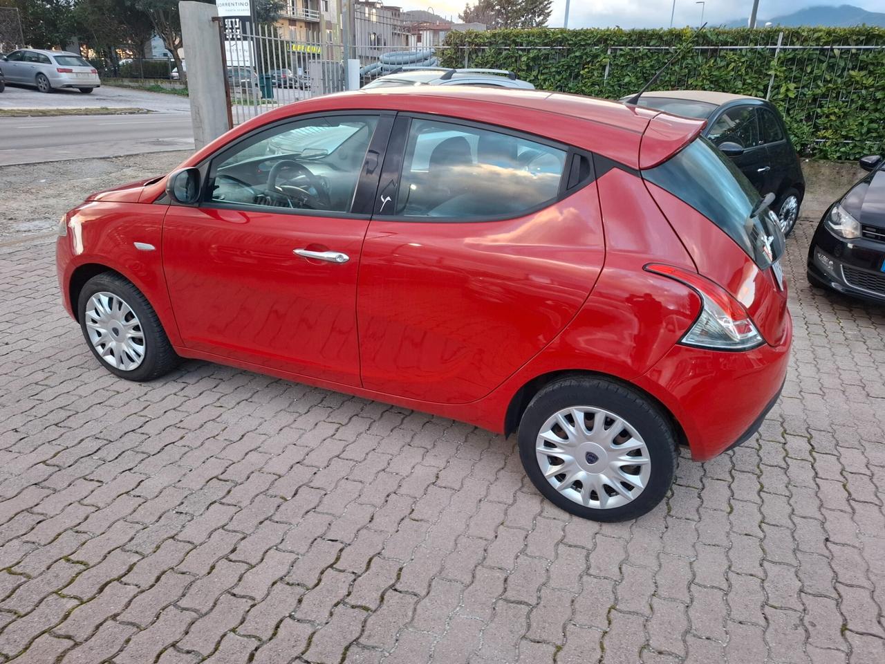 Lancia Ypsilon 1.3 MJT 16V 95 CV 5 porte S&S Elefantino