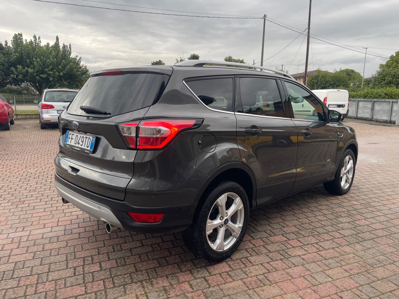 Ford Kuga 2.0 TDCI 150 CV S&S 4WD Titanium